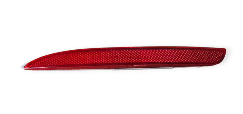 Luz Bomper Trasero Mazda 3 - (Izquierda)